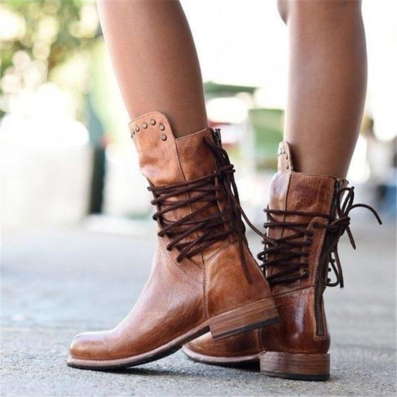 Pamper your feet with the stylish Delilah leather boots, perfect for the autumn season!