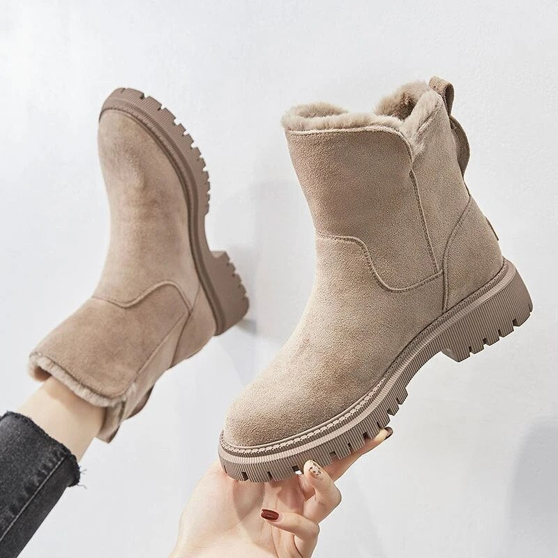 Gabriela - Stylish and Warm Women's Boots with Practical Zipper