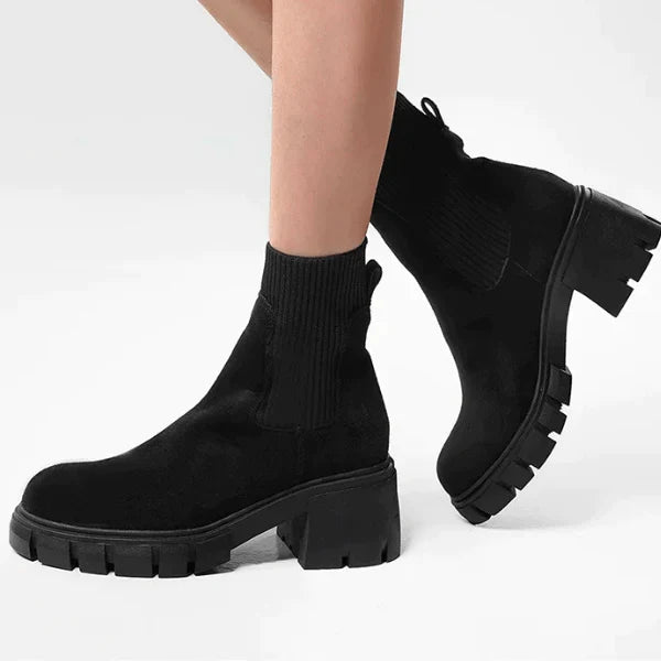 Gwendolyn - Elegant Suede Winter Boots for the Perfect Look