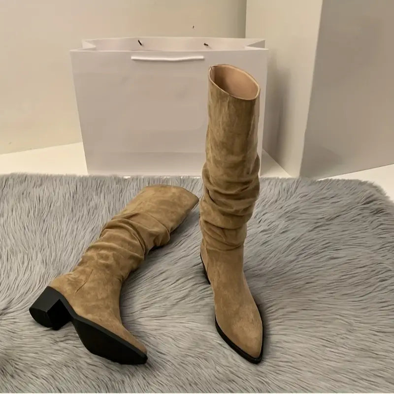 Daphne - Elegant semi-high boots for women