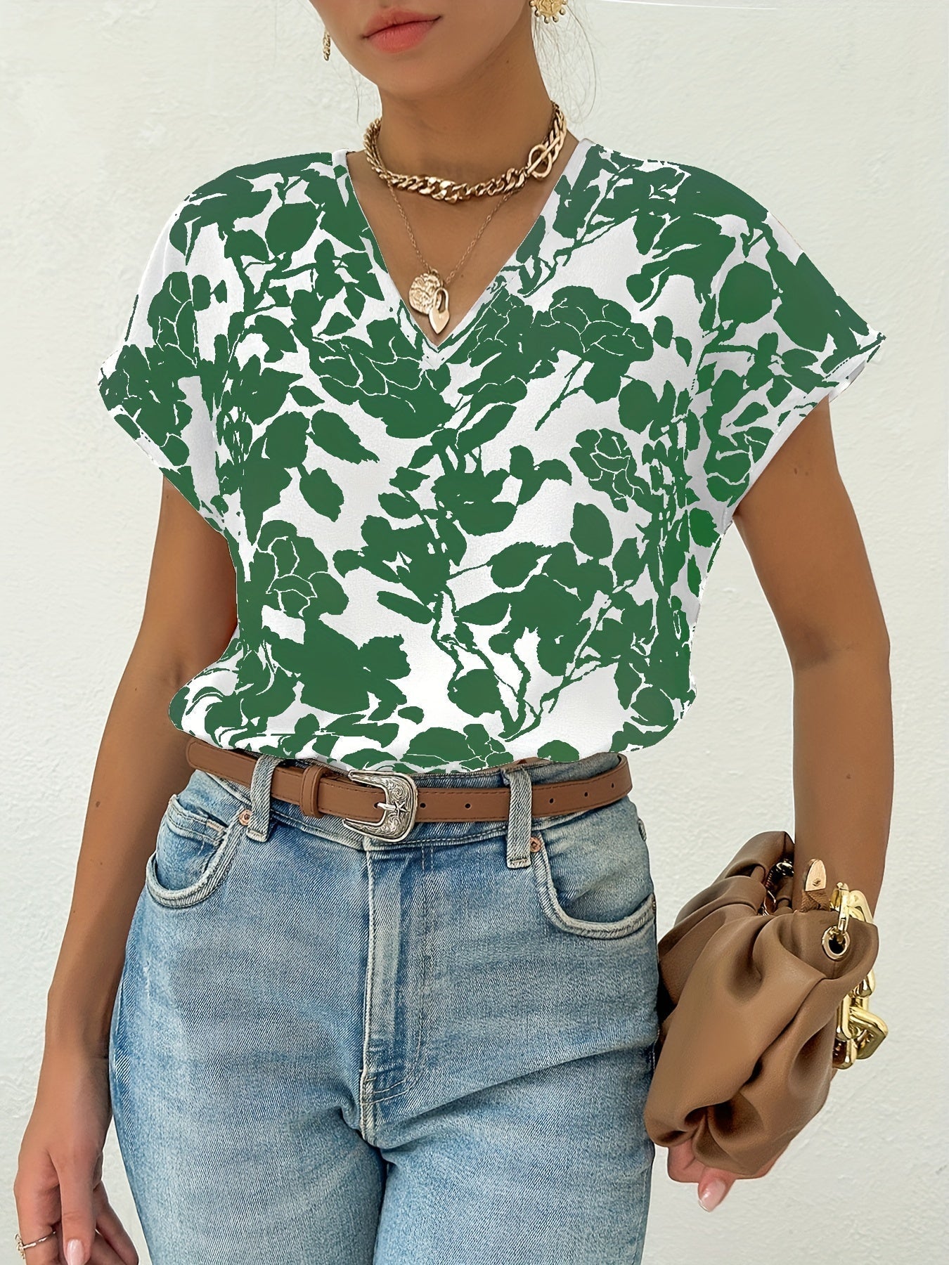 Ariel - Stylish Summer Blouse with Beautiful Floral Print for Women