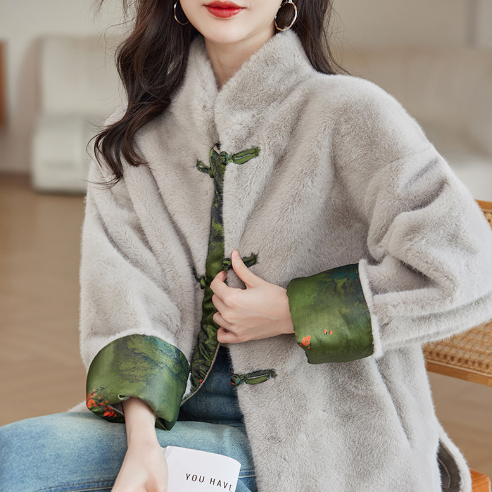 ELMIRA - Elegant Women's Coat for Cold Days