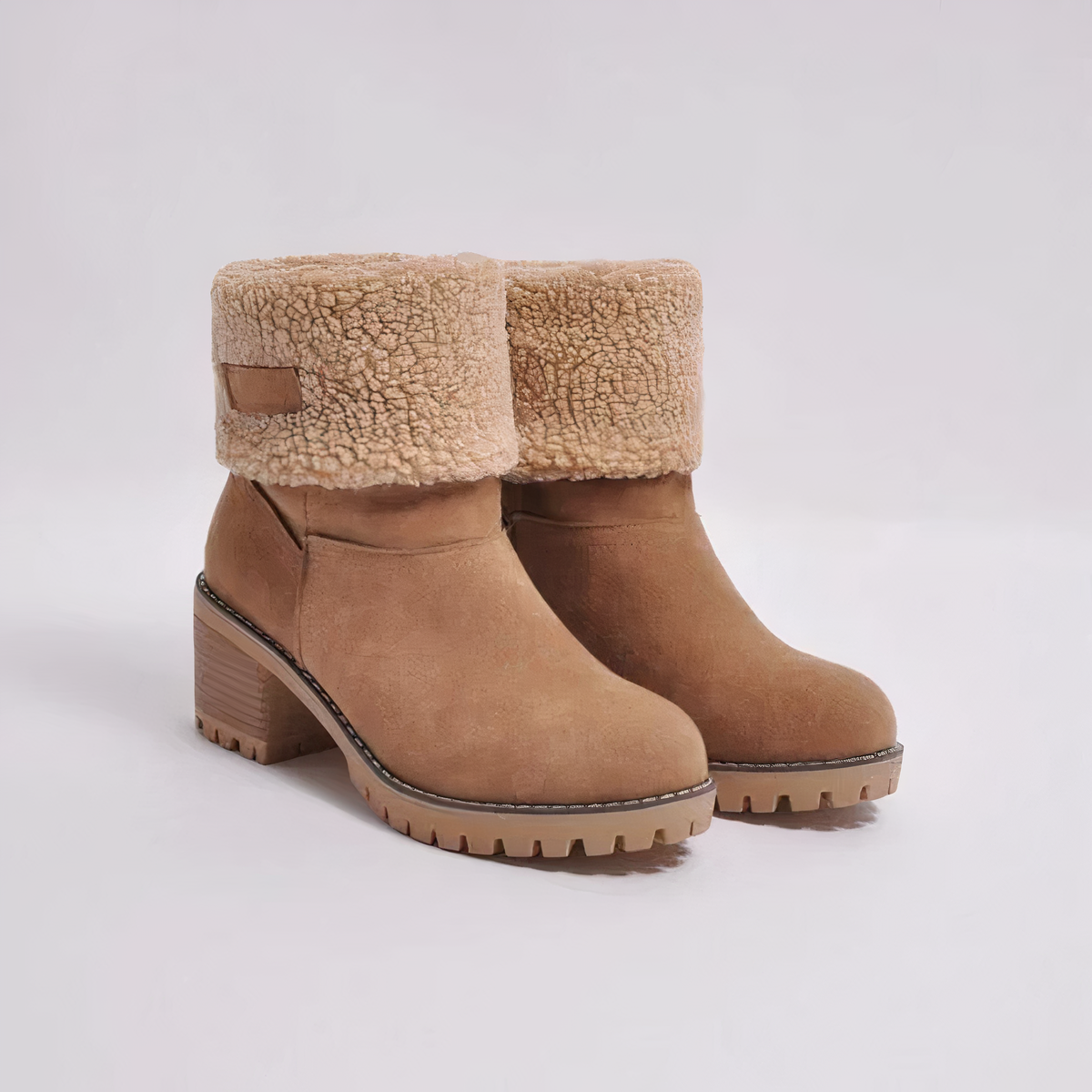 Stylish boots with square heel - Haven