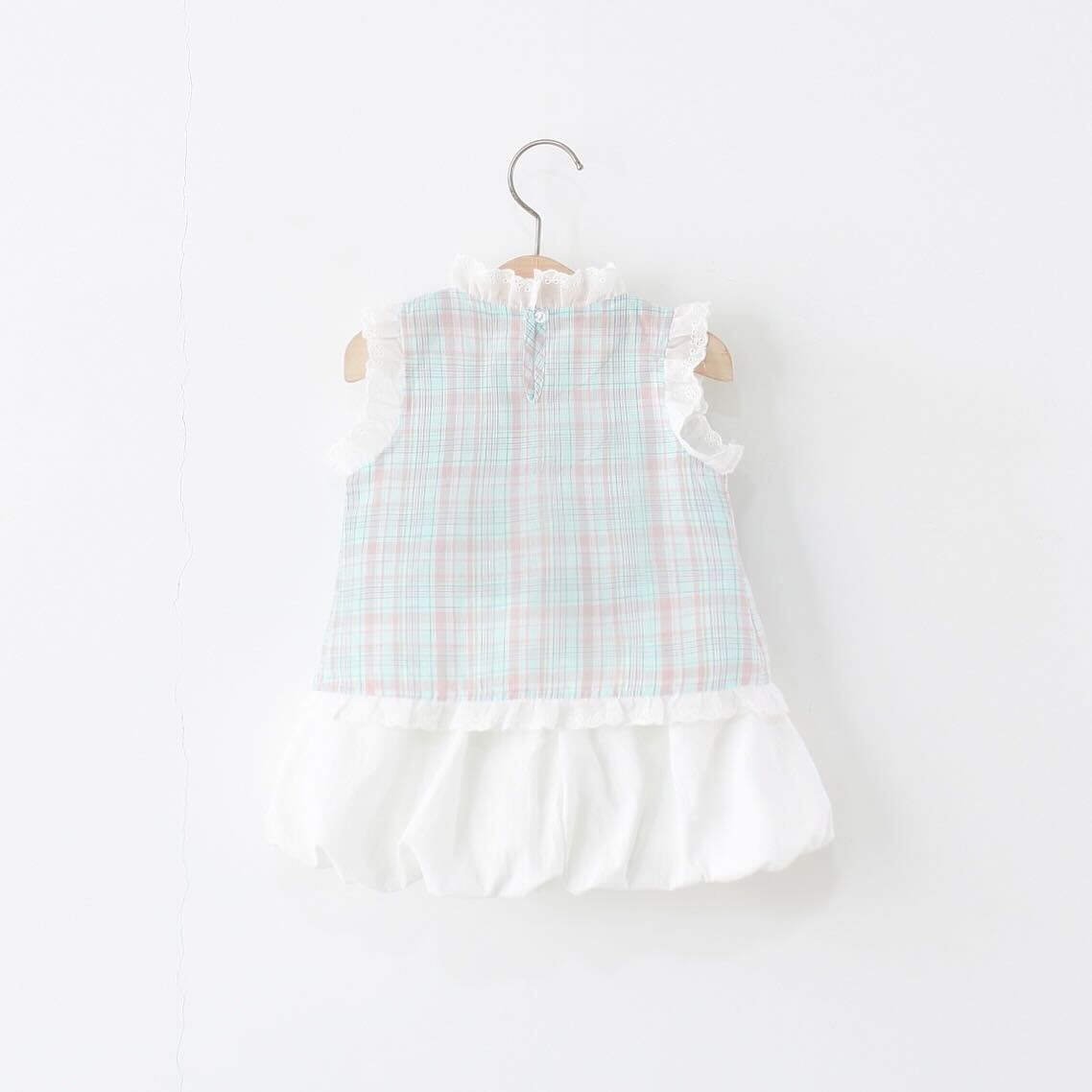 Checks ruffle lace top and shorts set