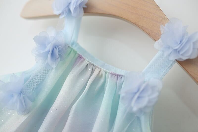 Ombré effect dress with hat