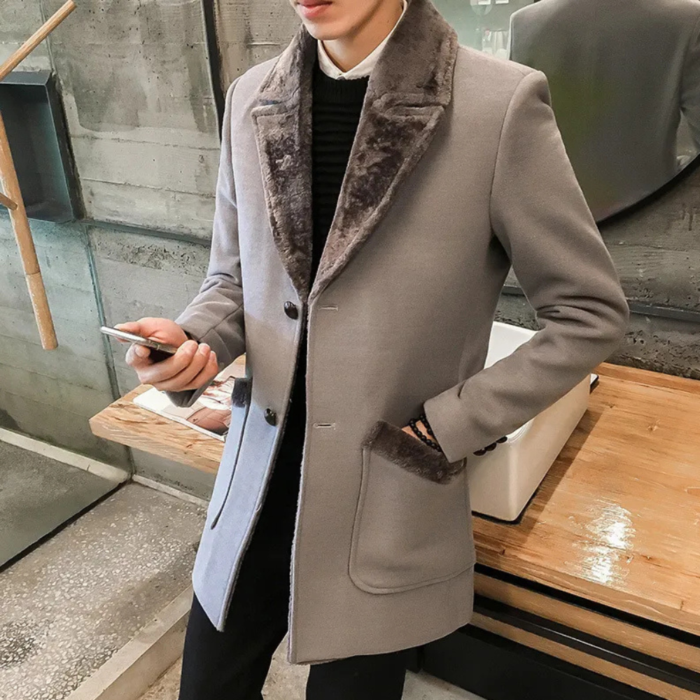 BRADLEY - Stylish Men's Coat for the Modern Man