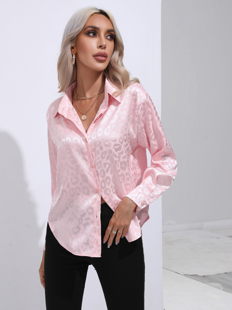 Michelle - Elegant and Comfortable Satin Blouse with Trendy Panther Print for Women