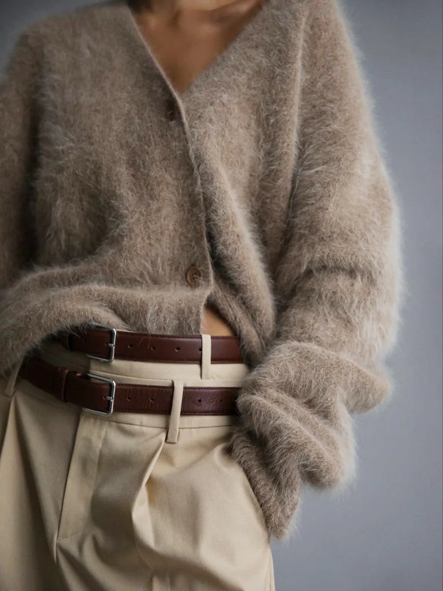 Luxurious cashmere cardigan from Cosy Couture