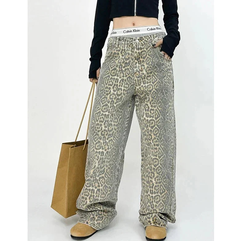 Gilda - Trendy Retro Pants with Striking Leopard Print