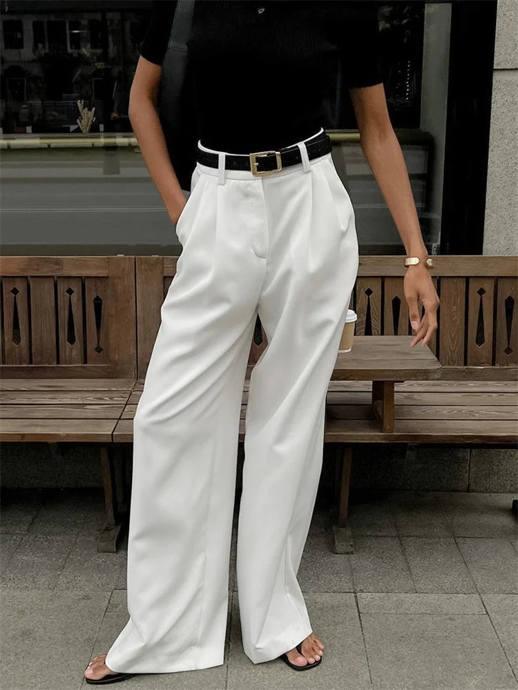 Olivia | Chic White Chino Trousers for a Stylish Look