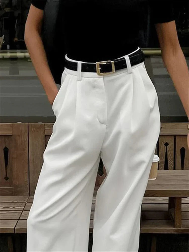 Olivia | Chic White Chino Trousers for a Stylish Look