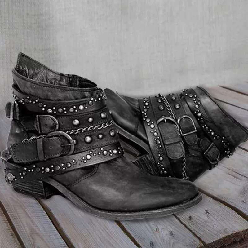 Uma - Trendy New Vintage Boots for a Stylish Look