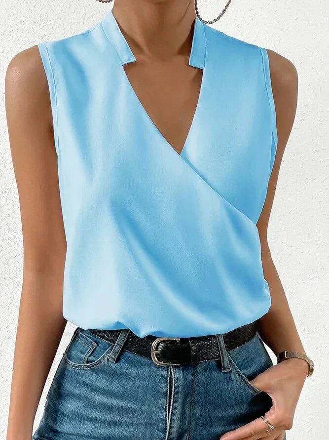 Nora - Elegant Sleeveless Women's V-neck Top for a Summer Look