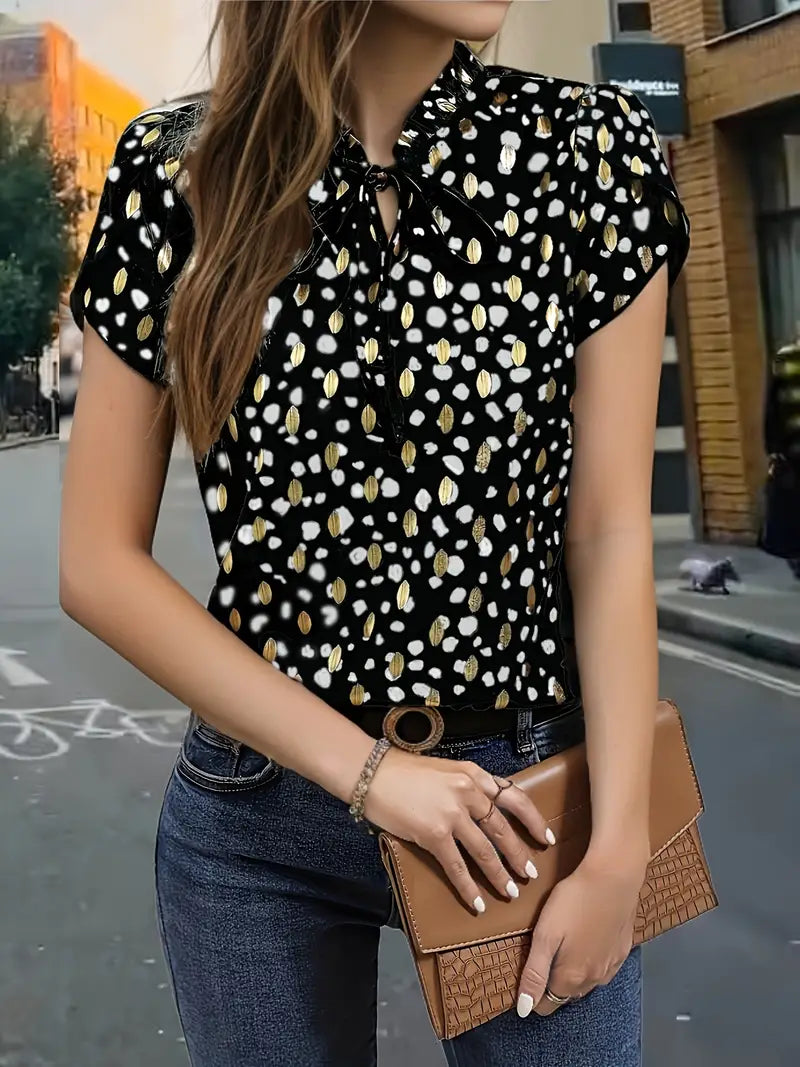 Evelyn - Charming Short-sleeved Blouse with Playful Ruffles for Women