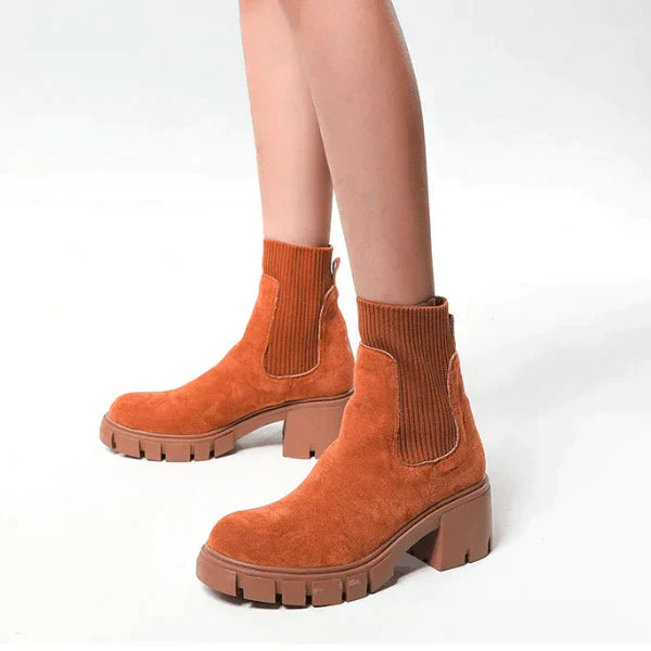Gwendolyn - Elegant Suede Winter Boots for the Perfect Look
