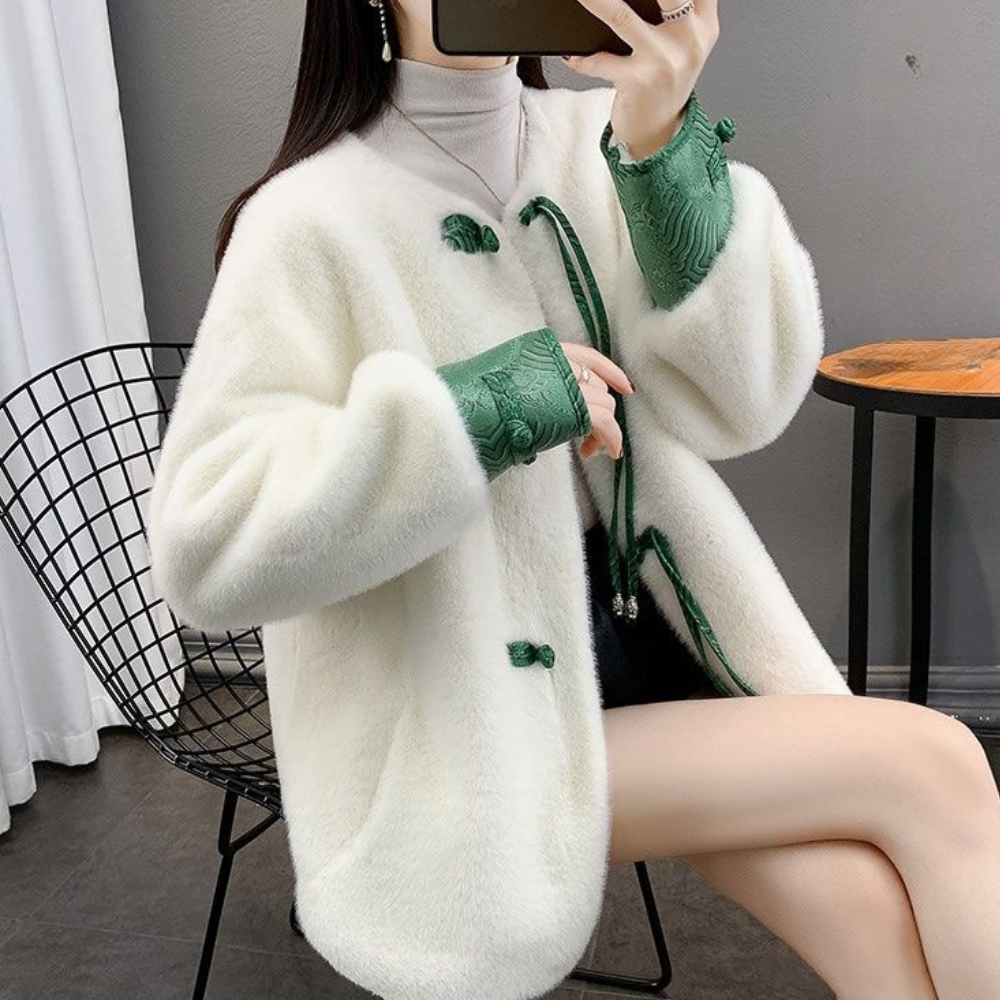 OYA - Trendy Women's Winter Coat for an Elegant Look