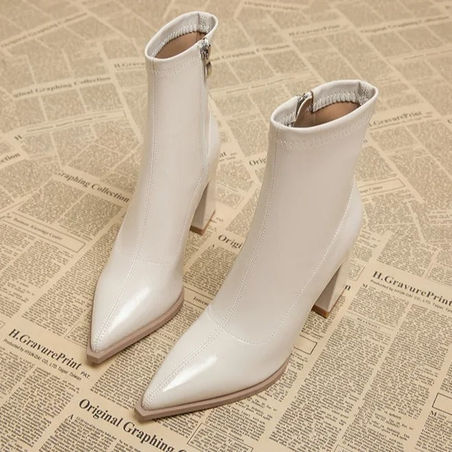 Amelia - Luxury Velvet Winter Boots with Pointed Toe