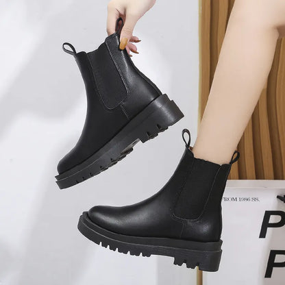Jane - Vintage-style boots with chunky square heel