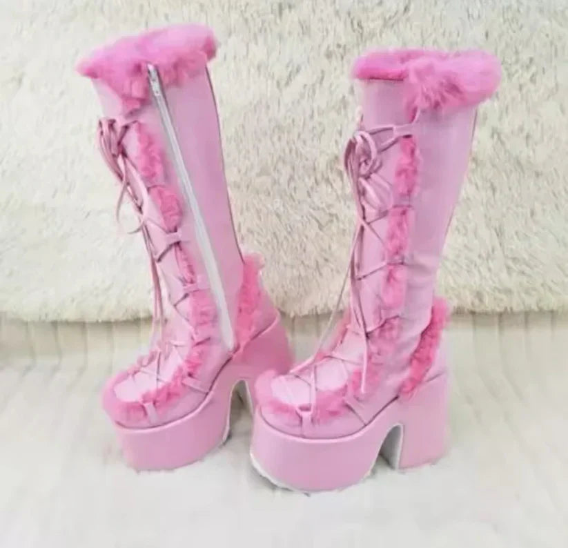 Phoebe - Elegant boots in luxury faux fur