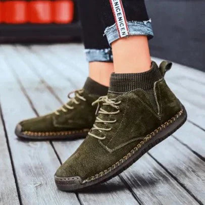 Clayton | Comfortable and Stylish Classic Boots for Cold Days
