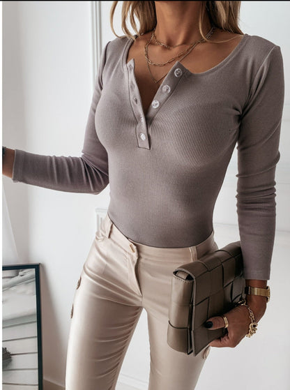 Candice - Luxury and Comfortable Henley Shirt for Women