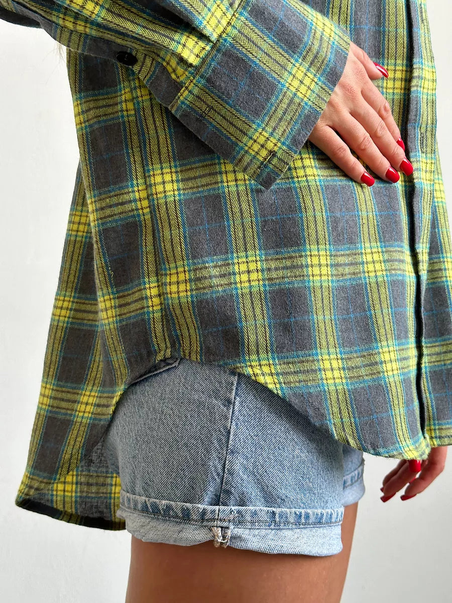 Carrie | Stylish checked flannel shirt