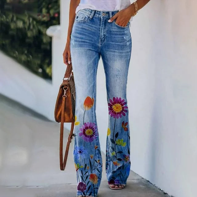Ada - Trendy jeans with a beautiful floral pattern