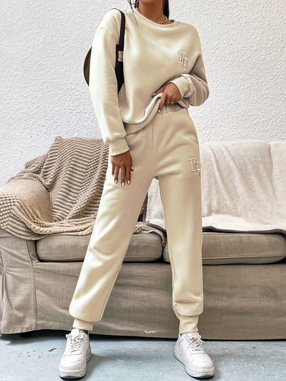 Elegant Sweater and Pants Set for Women - Stylish and Comfortable!