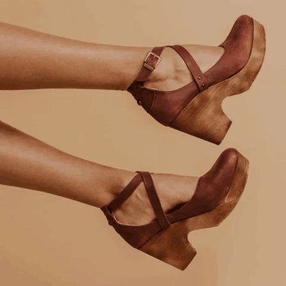 EVERLY - Stylish high heels for a sophisticated look