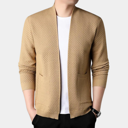 Stylish men's blazer with chic pockets