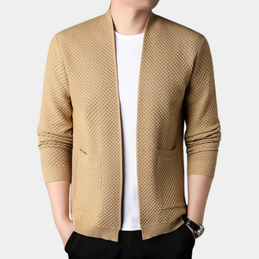 Stylish men's blazer with chic pockets