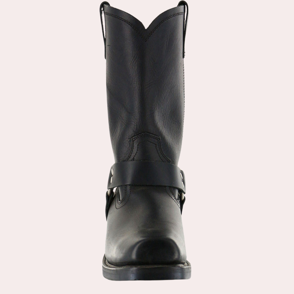 Chic men's cowboy boots for a stylish look