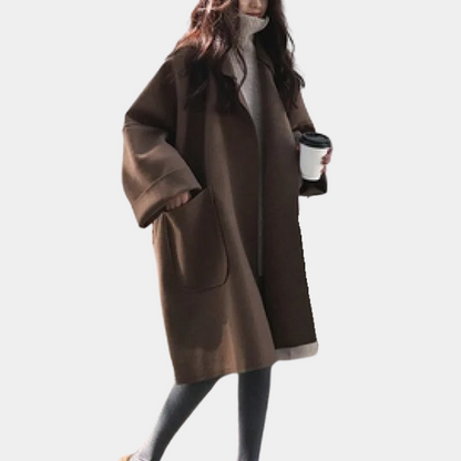 Chic Oversized Women's Coat for a Trendy Look