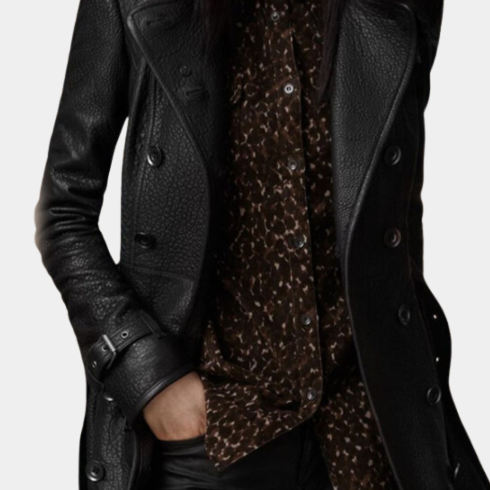 Stylish and comfortable women's leather jacket for cold days
