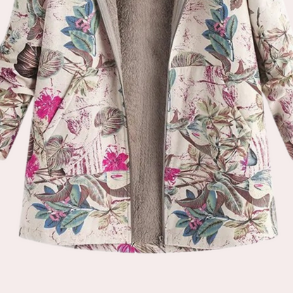 Snug and stylish women's jacket for ultimate comfort
