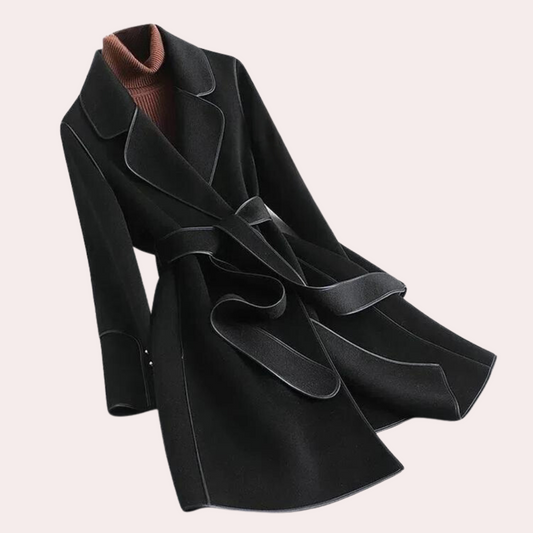 Elegant women's trench coat in luxurious quality