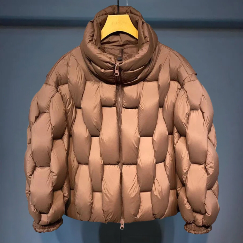 CHRISTIAN - Stylish Puffer Jacket for the Fashion-conscious Man