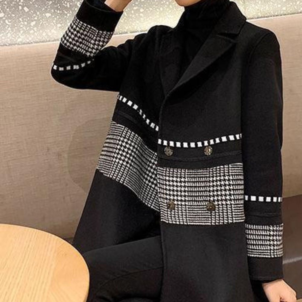 DEMIRA - Stylish women's coat for a Trendy Look