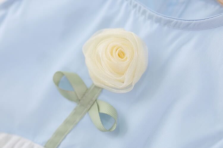 Flower top and balloon shorts set