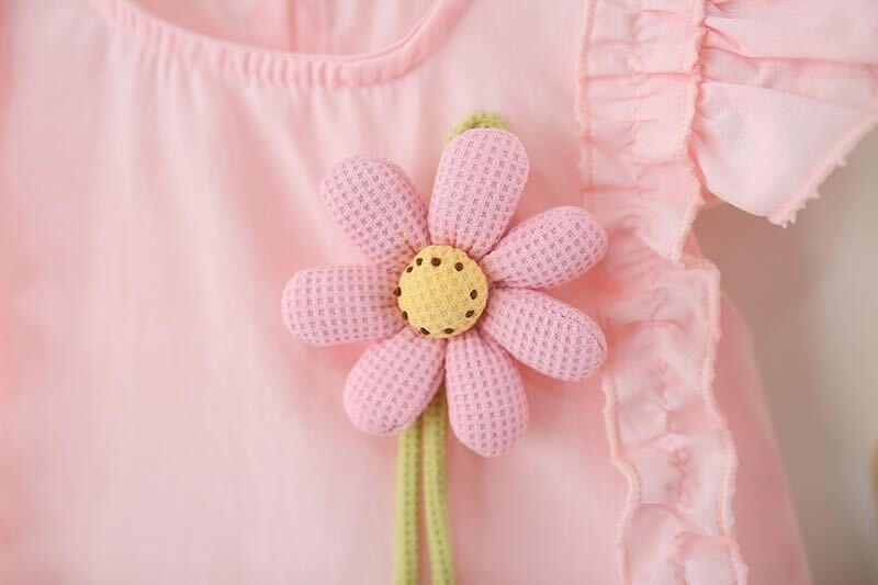 Ruffle flower dress with hat