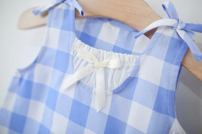 Eyelet checks dress with hat
