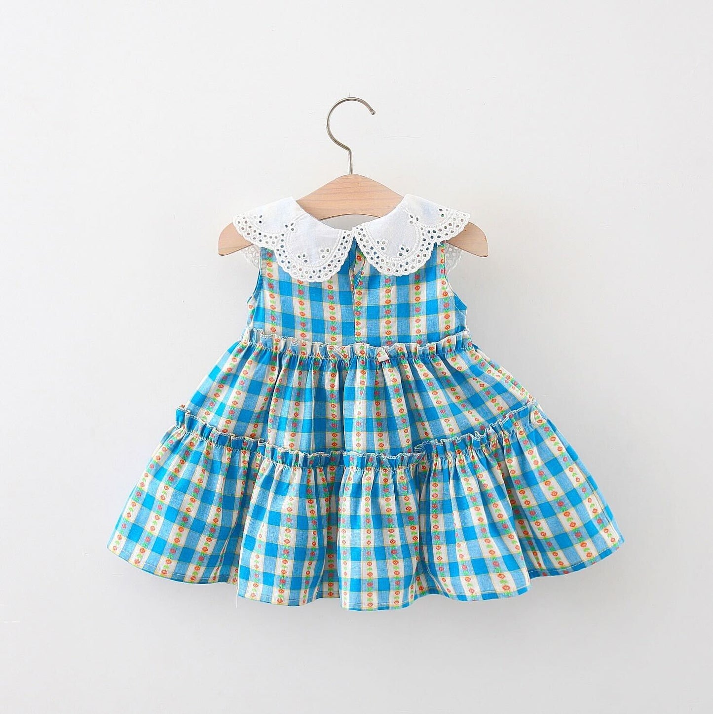 Eyelet collar checkered dress