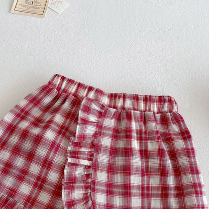 Printed ribbed top and checkered stylish shorts set