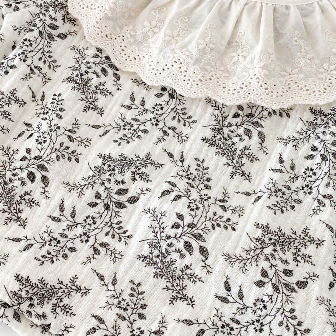 Floral lace tshirt and dungaree premium set
