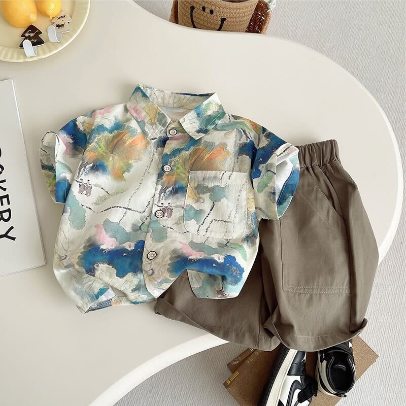 Printed shirt and shorts summer set