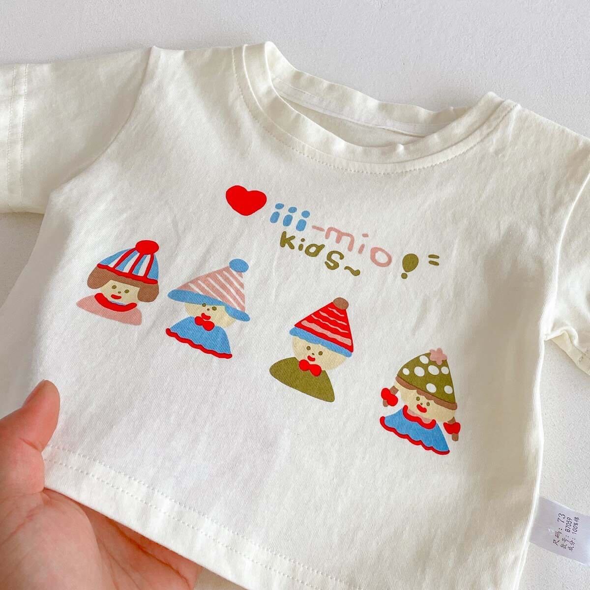 Printed tee and checkered shorts set