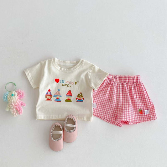 Printed tee and checkered shorts set