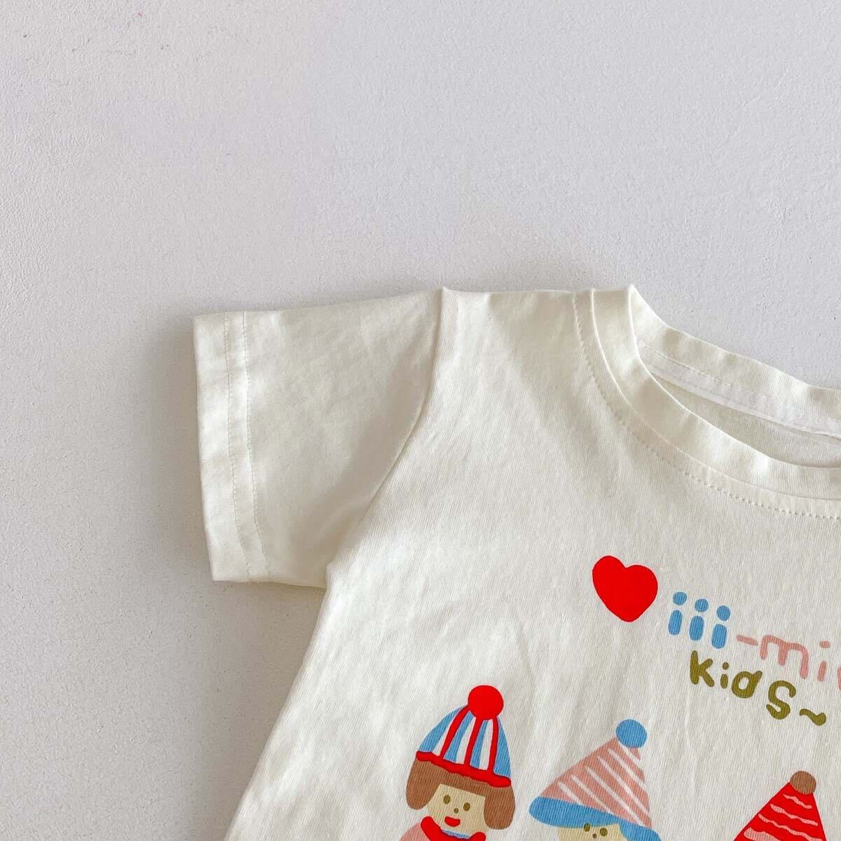 Printed tee and checkered shorts set