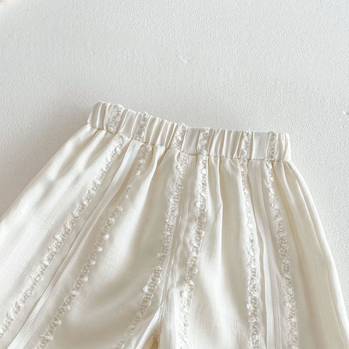 Eyelet lace collar set