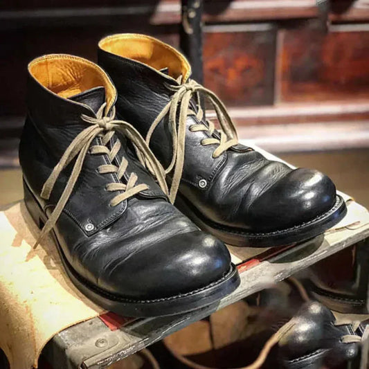 Stylish men's leather boots - Lowen